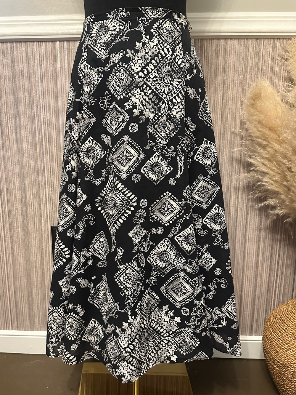 Coldwater Creek Petite Medium Black White Boho Paisley Cotton Midi Skirt